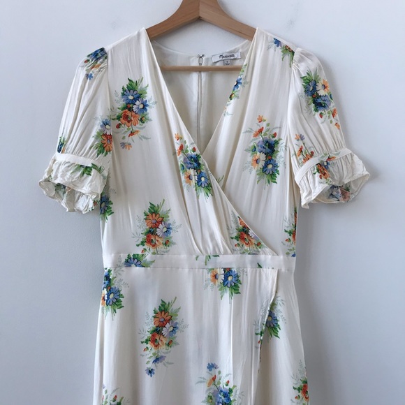 Madewell Dresses & Skirts - Madewell cream coloured flower print midi dress